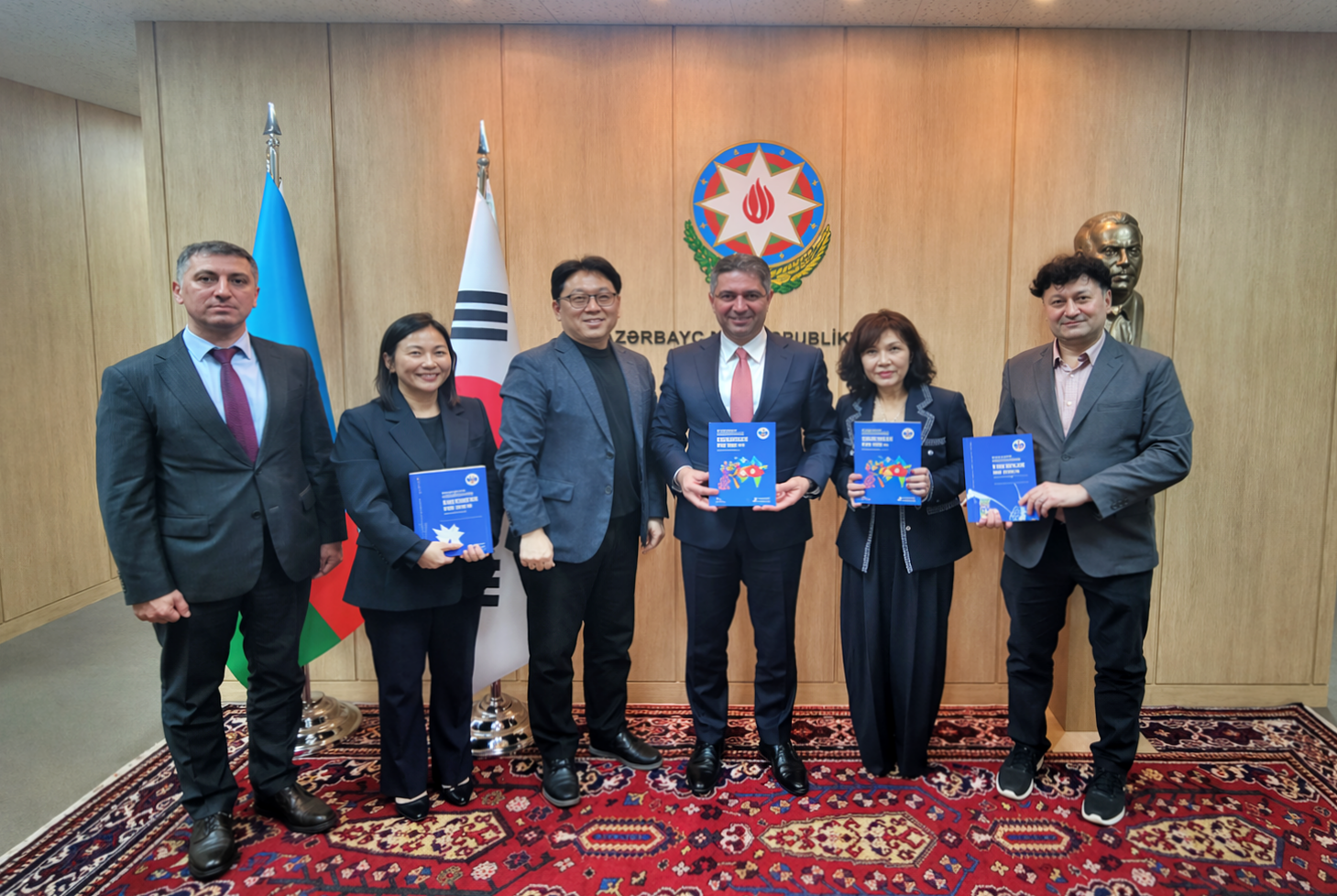 한국외대, 국내 최초 아제르바이잔어 표준 교재 완간 대표이미지